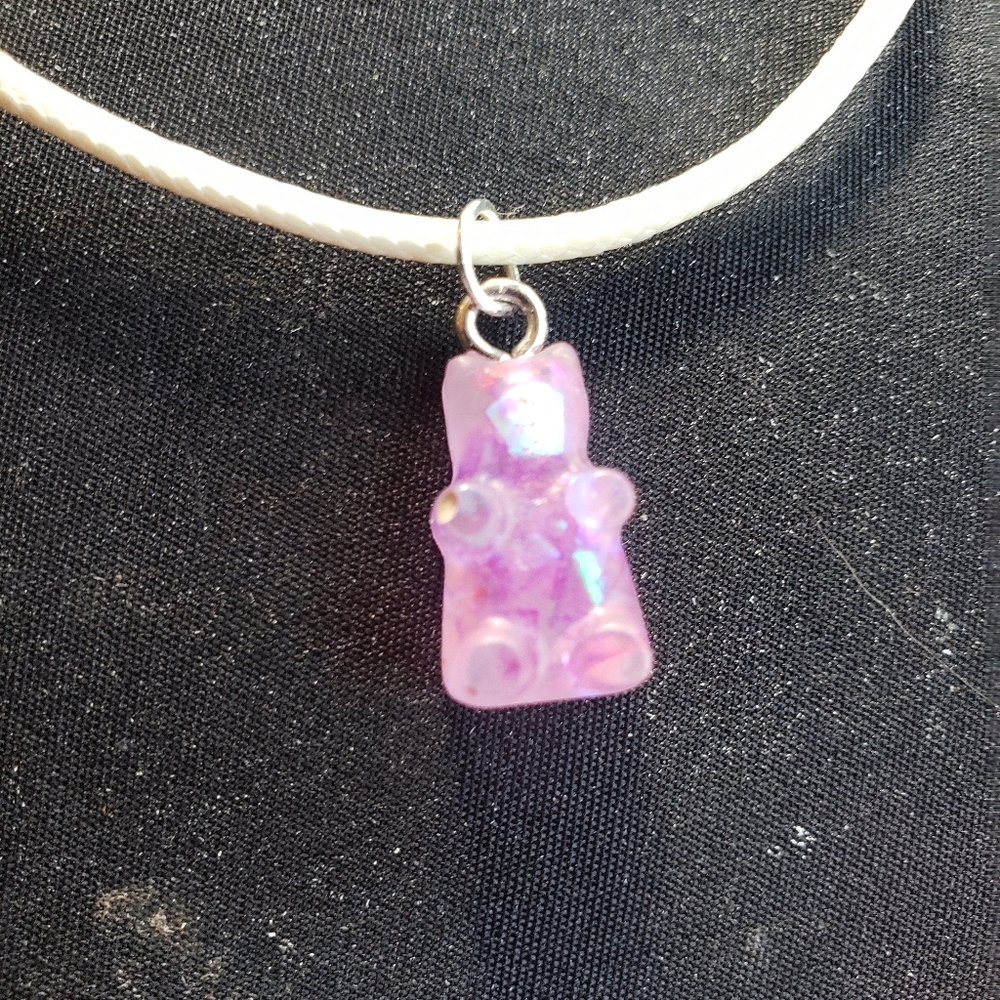 Trendy Gummy Bear Necklace! - Picture 2 of 5